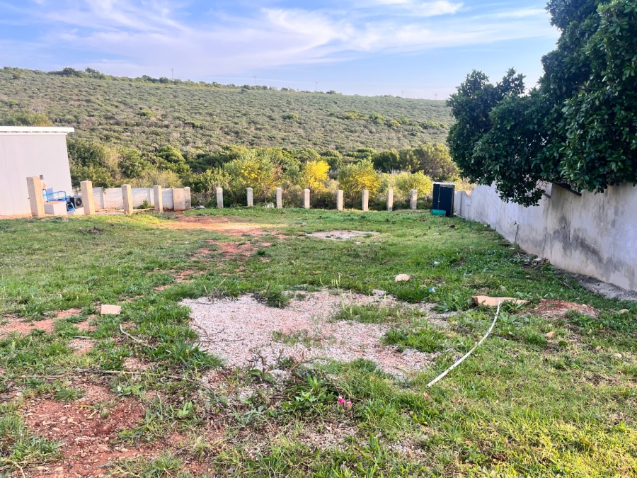 Commercial Property for Sale in Wavecrest Eastern Cape